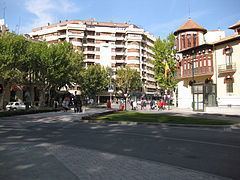 Plaza de Gabriel Lodares httpsuploadwikimediaorgwikipediacommonsthu