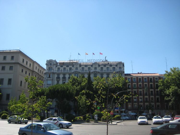 Plaza del Emperador Carlos V FilePlaza del Emperador Carlos V Madrid 03jpg Wikimedia Commons