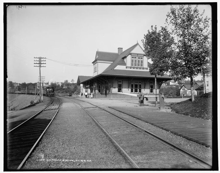 Pocono Mountain station