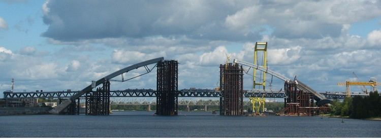 Podilsko-Voskresensky Bridge httpsuploadwikimediaorgwikipediacommonsbb