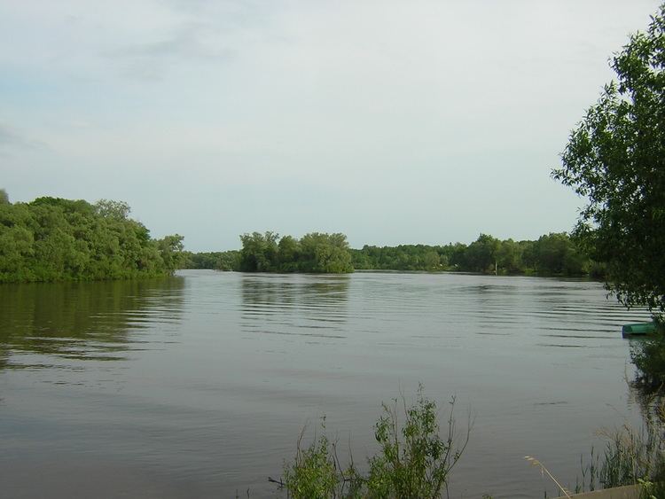 Pola River httpsuploadwikimediaorgwikipediacommonsee