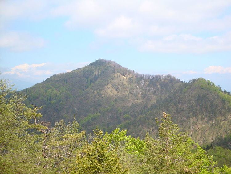 Polhov Gradec Hills