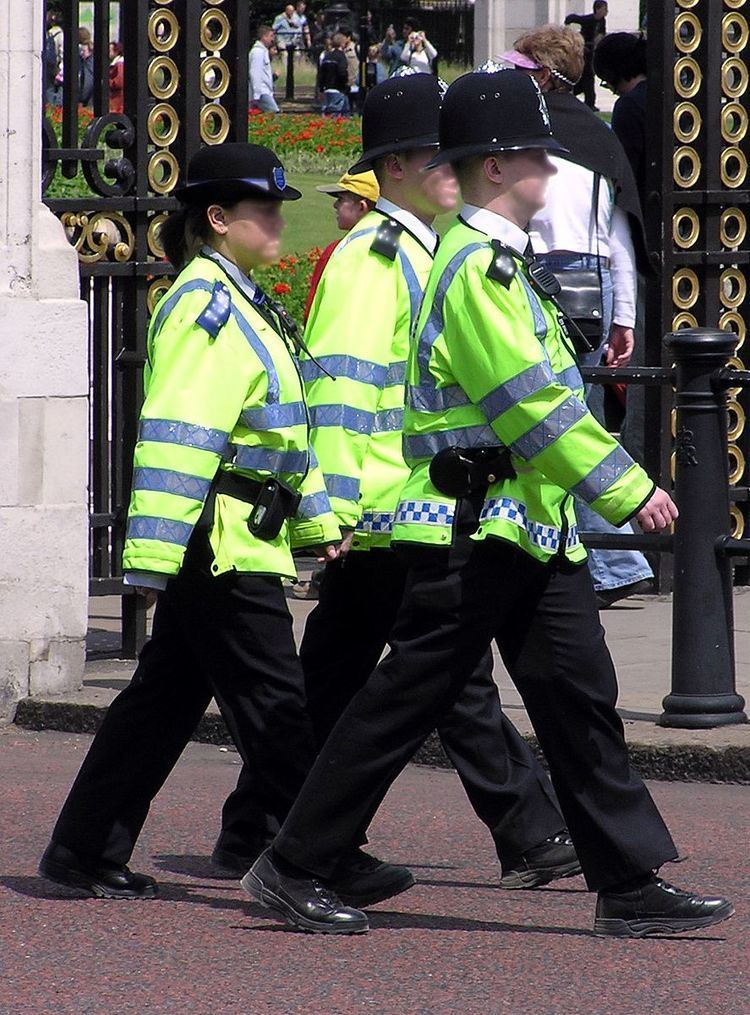 Police uniforms and equipment in the United Kingdom