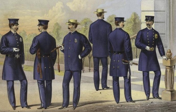 Police uniforms of the United States