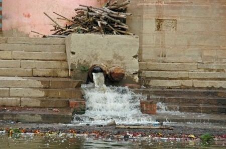 Pollution of the Ganges Ganges River Pollution