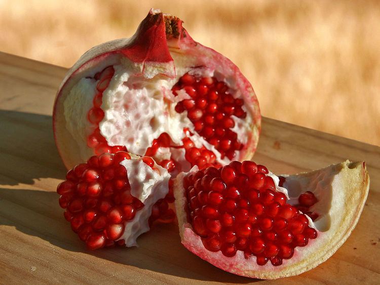 Pomegranate ellagitannin