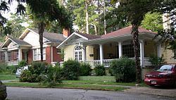 Ponce de Leon Court Historic District httpsuploadwikimediaorgwikipediacommonsthu