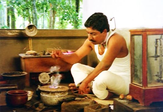 Ponmuttayidunna Tharavu Ponmuttayidunna Tharavu 1988 Manoj Bajpai Dus Tola and Aspirin
