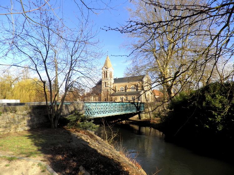 Pont-de-Chéruy httpsstaticpanoramiocomstoragegoogleapisco