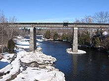 Pont-Rouge httpsuploadwikimediaorgwikipediacommonsthu