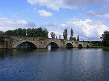 Ponte Buriano httpsuploadwikimediaorgwikipediacommonsthu