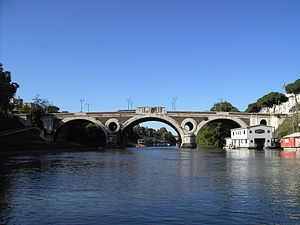 Ponte Giacomo Matteotti httpsuploadwikimediaorgwikipediacommonsthu