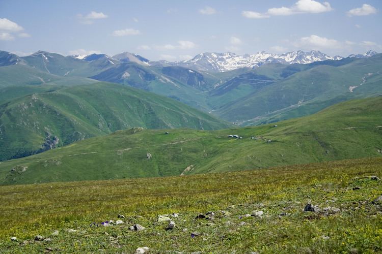 Pontic Mountains FileVieuw over Pontic mountainsjpg Wikimedia Commons