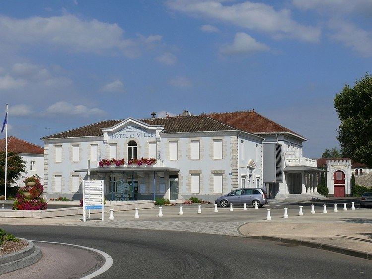 Pontonx-sur-l'Adour httpsuploadwikimediaorgwikipediacommonsthu