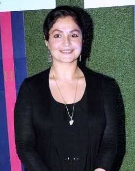 Pooja Bhatt httpsuploadwikimediaorgwikipediacommonsff