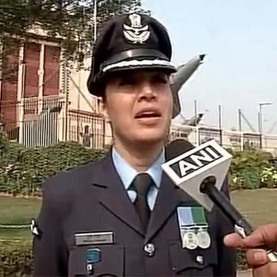 Pooja Thakur Woman officer Pooja Thakur leads guard of honour for Barack Obama