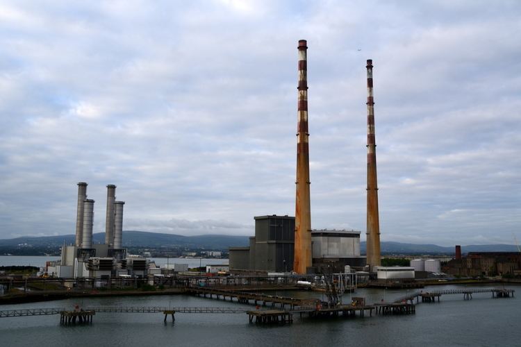 Poolbeg Generating Station FilePoolbeg Generating Station at the entrance to Dublin Harbour