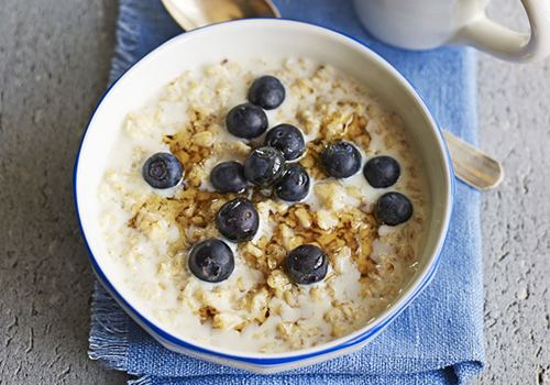 Porridge How to make porridge and the health benefits of oats BBC Good Food