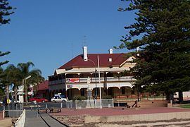 Port Broughton, South Australia httpsuploadwikimediaorgwikipediacommonsthu