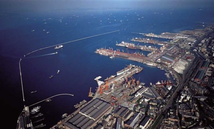 Port of Dalian CMHI Becomes the Second Largest Shareholder of Dalian Port