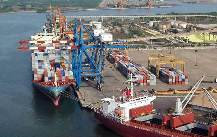 Port of Lázaro Cárdenas Chinese iron trade fuels port clash with Mexican drug cartel