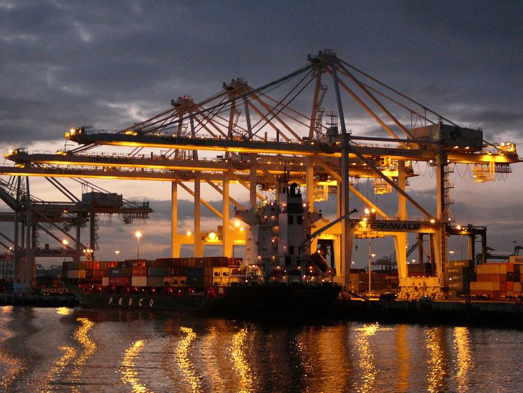 Port of Oakland Port of Oakland marine terminal night gate breakthrough hailed