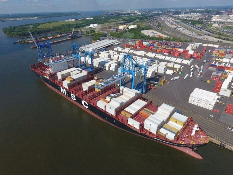 Port of Philadelphia RecordSize Vessel Calls Port of Philadelphia Dredging Today