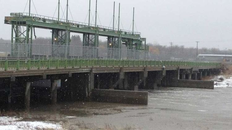 Portage Diversion Portage Diversion pushing flood waters north Manitoba CBC News