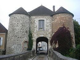 Porte Saint-Nicolas (Ervy-le-Châtel) httpsuploadwikimediaorgwikipediacommonsthu