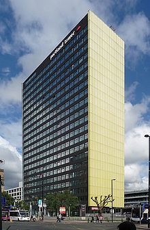 Portland Street, Manchester httpsuploadwikimediaorgwikipediacommonsthu