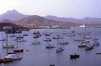 Porto Grande Bay httpsuploadwikimediaorgwikipediacommonsthu