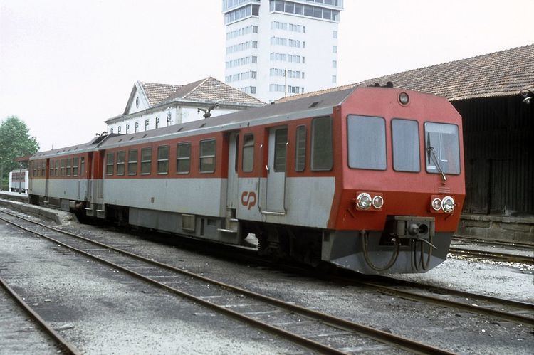 Portuguese train type 9600