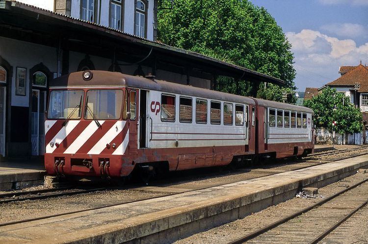 Portuguese train type 9700