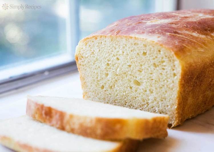 Potato bread Homemade Potato Bread Recipe SimplyRecipescom