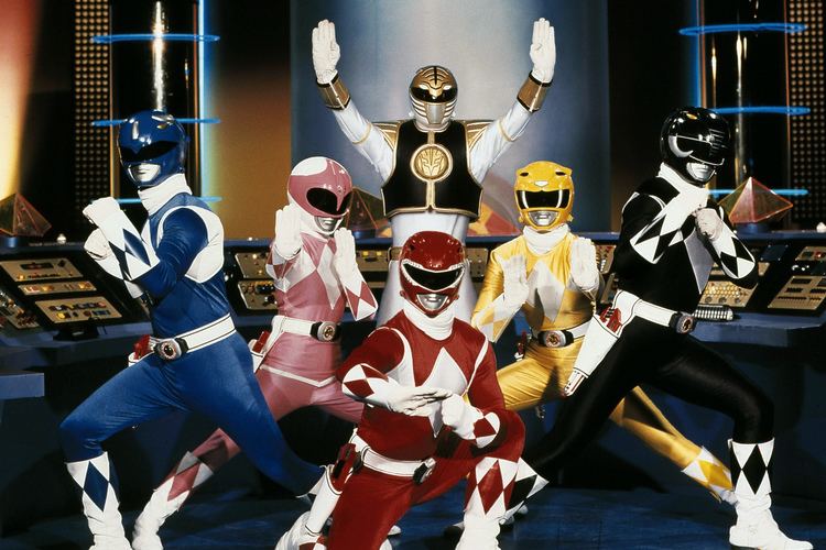 Power Rangers Power Rangers first official photo reveals the new team The