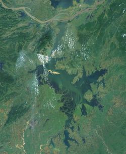 Poyang Lake httpsuploadwikimediaorgwikipediacommonsthu