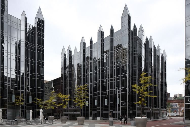 PPG Place AD Classics PPG Place John Burgee Architects with Philip Johnson
