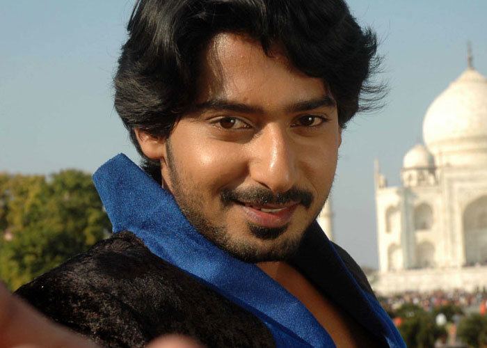 Prajwal Devaraj Prajwal Devraj Kannada Movies Actor Images Videos Audios Latest