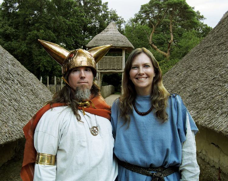 Prasutagus FileBoudicca and Prasutagus reenactors portrayingjpg