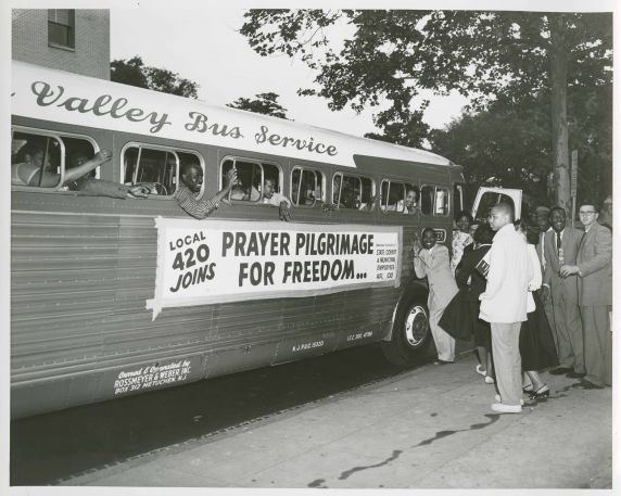 Prayer Pilgrimage for Freedom Walter P Reuther Library 32693 AFSCME Local 420 members board bus