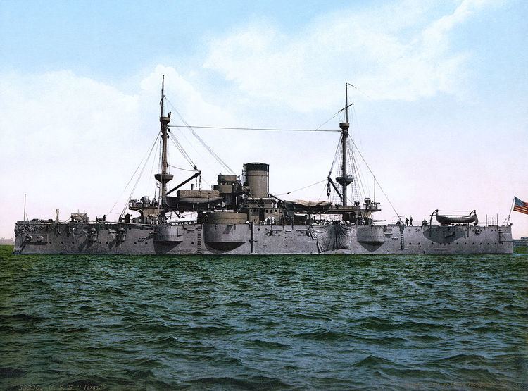 Pre-dreadnought battleship