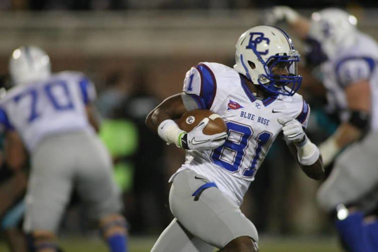 Presbyterian Blue Hose football Football Drops Heartbreaker to Coastal Carolina 158 Presbyterian