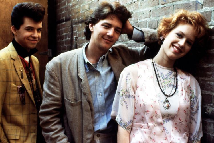 Pretty in Pink Pretty in Pink Turns 30 Best Moments from the Film The Campus Crop