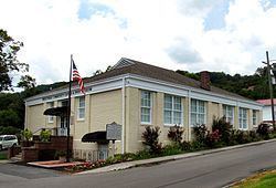 Price Public Elementary School httpsuploadwikimediaorgwikipediacommonsthu