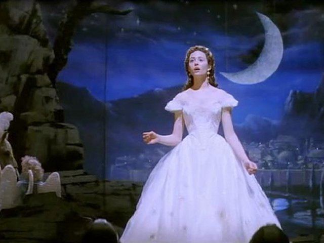 Phantom of the Opera Live- Prima Donna (Act I, Scene 6b) 