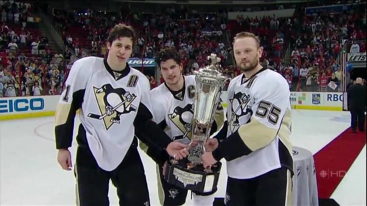 Prince of Wales Trophy Sidney Crosby touches Prince of Wales trophy YouTube