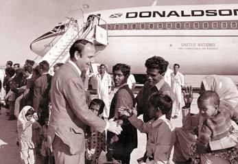 Prince Sadruddin Aga Khan UNHCR UNHCR mourns death of former chief Sadruddin Aga Khan