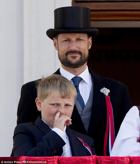 Prince Sverre Magnus of Norway Prince Sverre Magnus dabs on the Royal Palace balcony Daily Mail