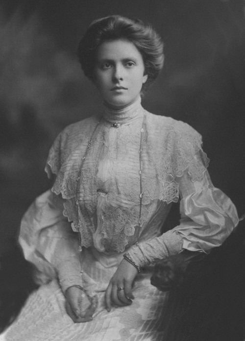 Princess Alice of Battenberg 1903 Her Royal Highness Princess Andrew of Greece and