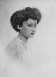 Princess Hilda of Luxembourg (1897–1979) httpsuploadwikimediaorgwikipediacommonsthu